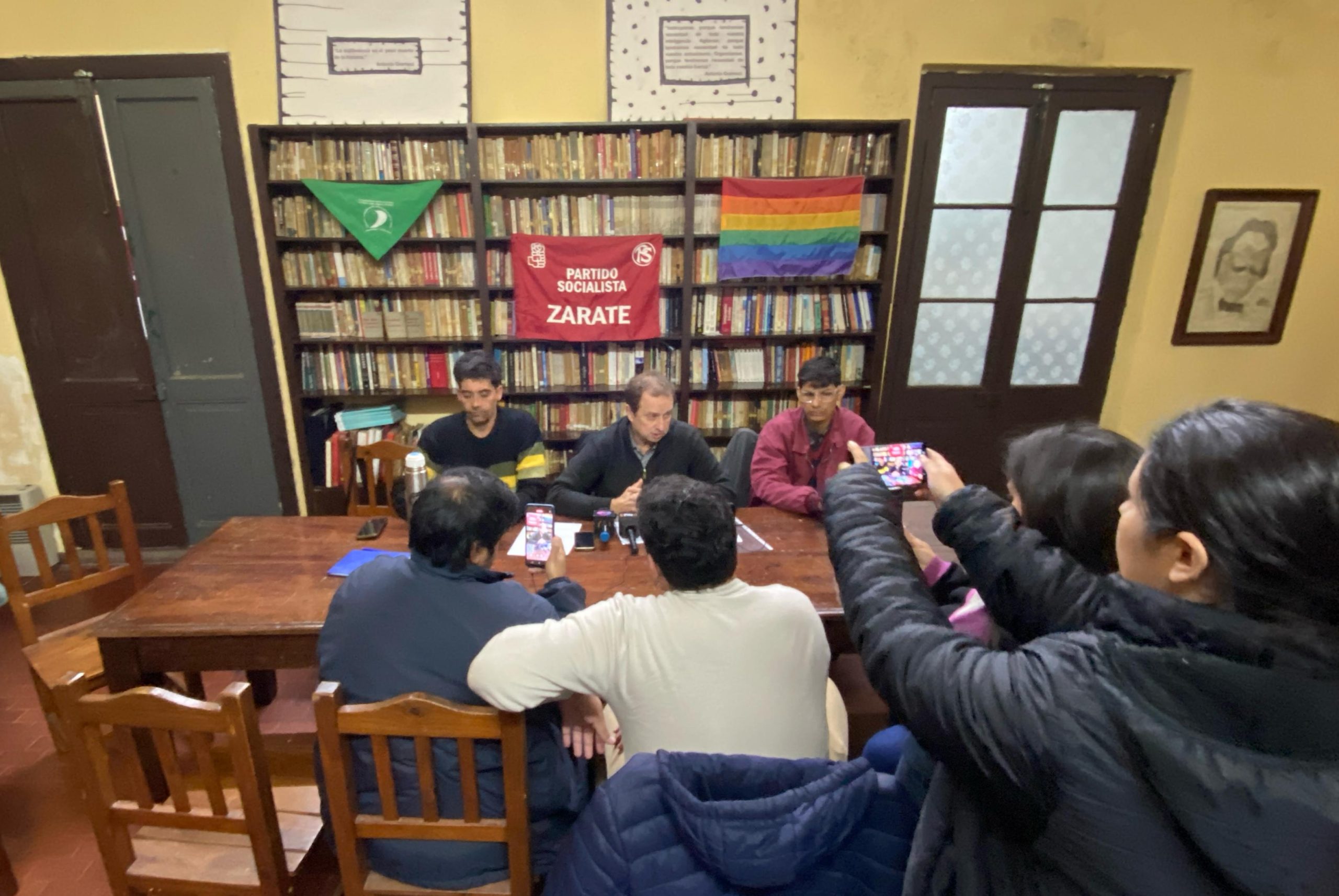 POR LAS INUNDACIONES, EL PS PROMUEVE RECONSTRUIR ZÁRATE CON APORTES EMPRESARIOS.